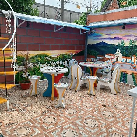 Hotel Eterna Primavera Medellín Exterior foto